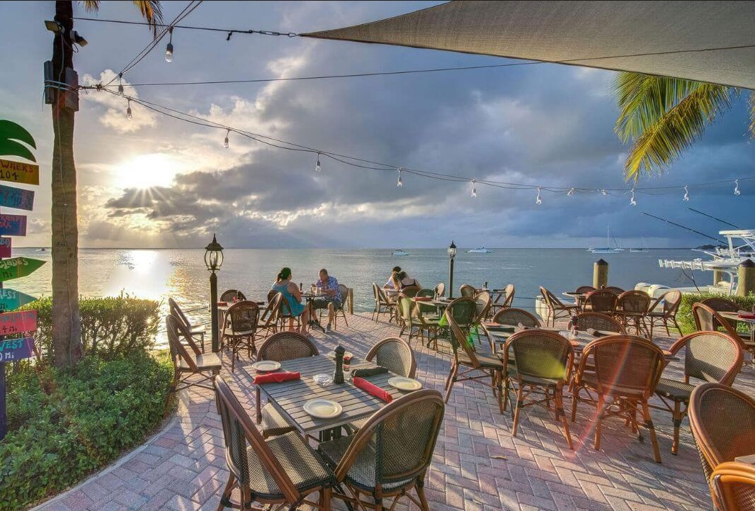 waterfront dining
