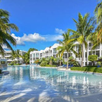 Key Largo vacation rental inside Mariners Club resort with oceanfront pool access